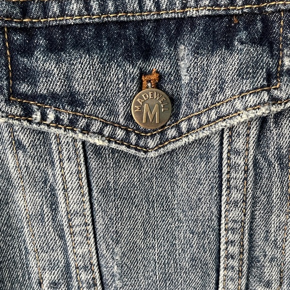 Madewell classic men’s jean jacket. - Picture 2 of 5